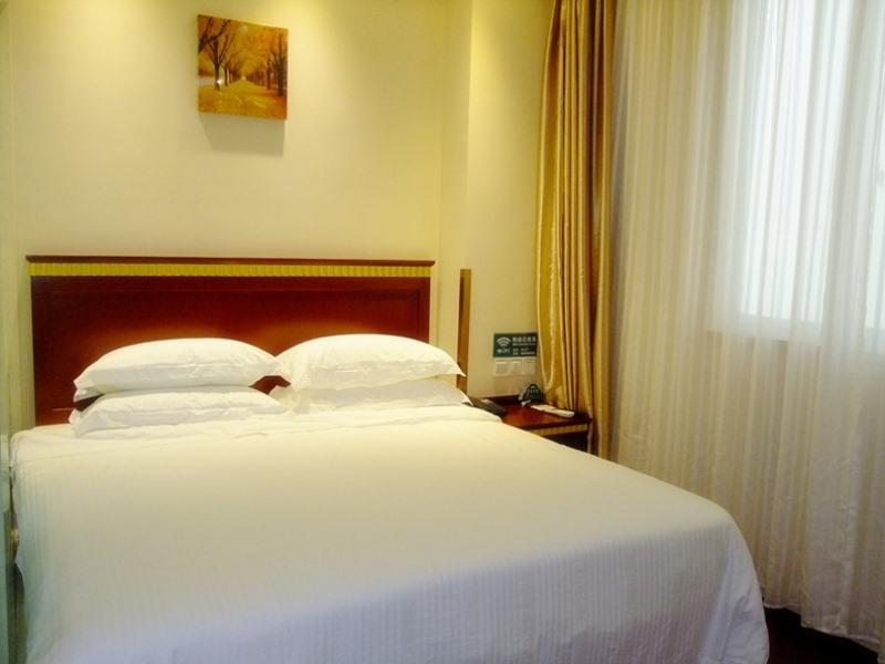 Greentree Inn Chongqing North Railway Station Express Hotel エクステリア 写真