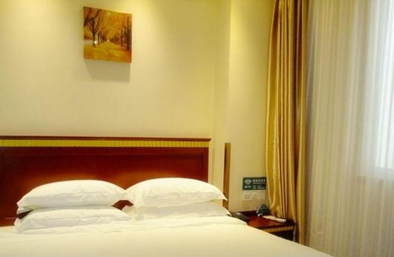 Greentree Inn Chongqing North Railway Station Express Hotel エクステリア 写真